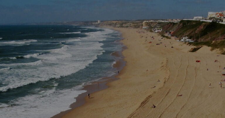 This is a relaxing adventure on the west of Portugal with a “Street Buddha”. We will see and learn and what no other adventure is likely to show you.