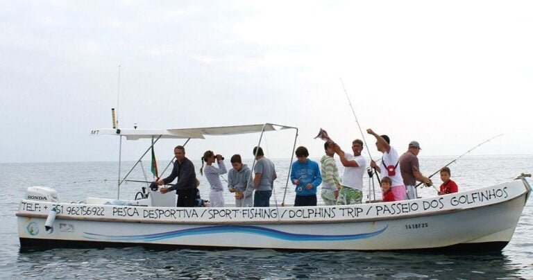 You will do reef fishing and we provide you all fishing equipment and bait.