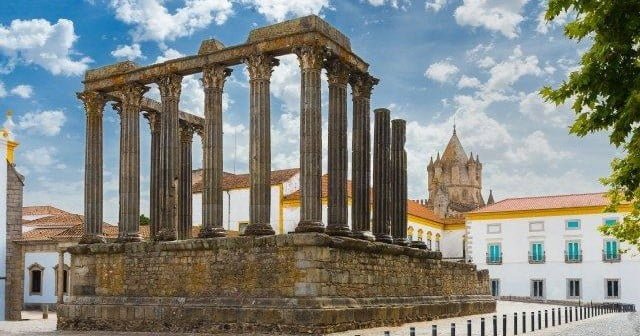 Alentejo has something to get you excited! The whole Évora town is a world heritage site