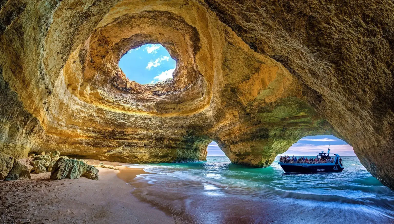 ⭐ BEST SELLER ⭐ Grutas de Benagil y delfines • Biólogo a bordo