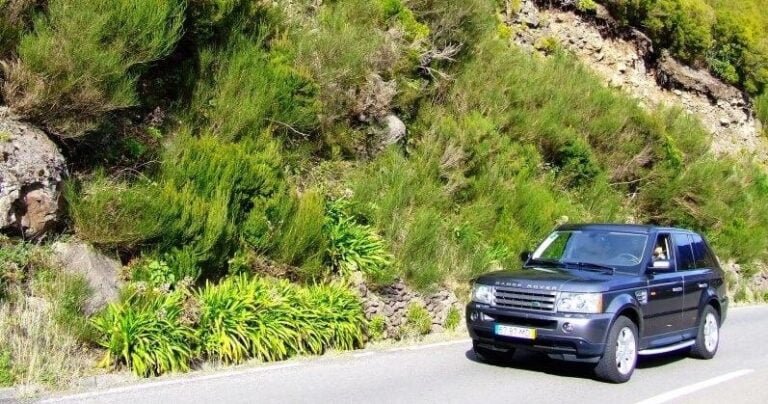 Private hire of an exclusive Range Rover Sport