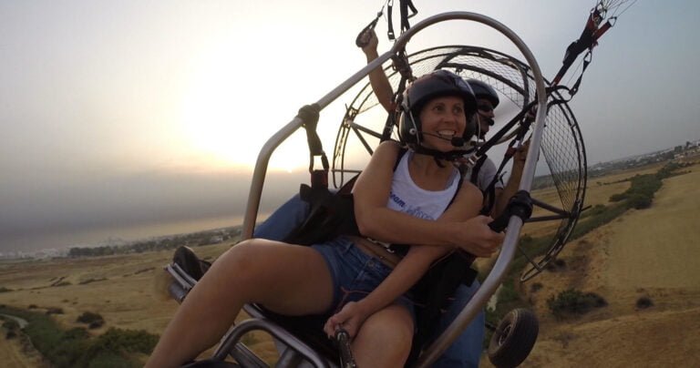 Voo de paratrike com adrenalina