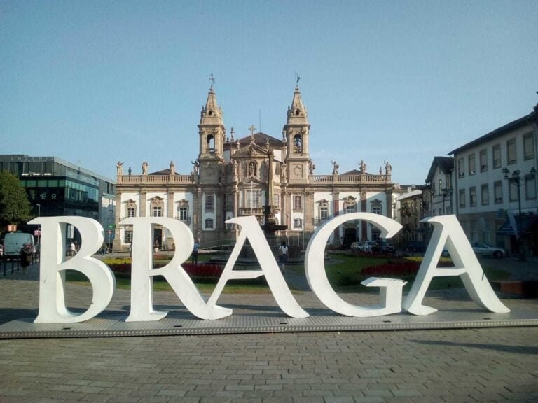 On this tour from Porto we would like to show you the beauty of Braga. An amazing city with several and great places to visit. The roman city