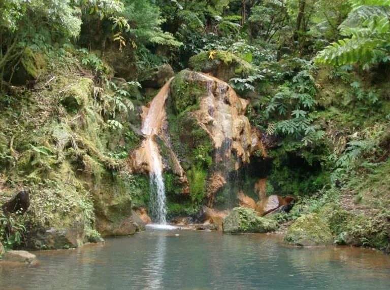 Half-Day Jeep Tour to Lagoa do Fogo