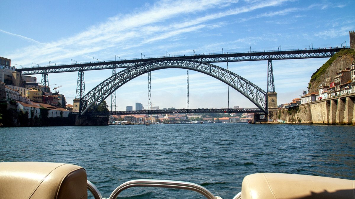 Porto Old Town & Gaia Tour