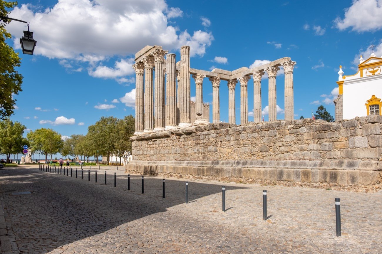 Entre o Algarve e Lisboa com Passeio em Évora