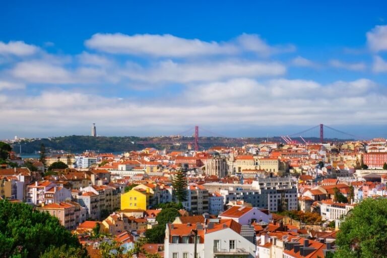 Lisbon to Porto Private Transfer