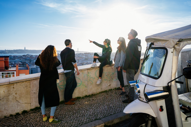 Best of Lisbon Tuk Tuk Food Tour