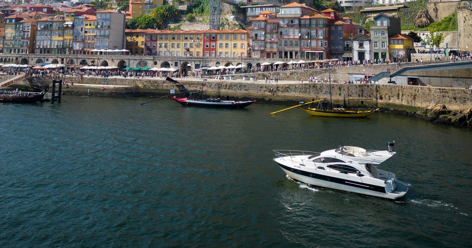 Pack Sunset Cruise + Night and Dinner On Board - Skyfall