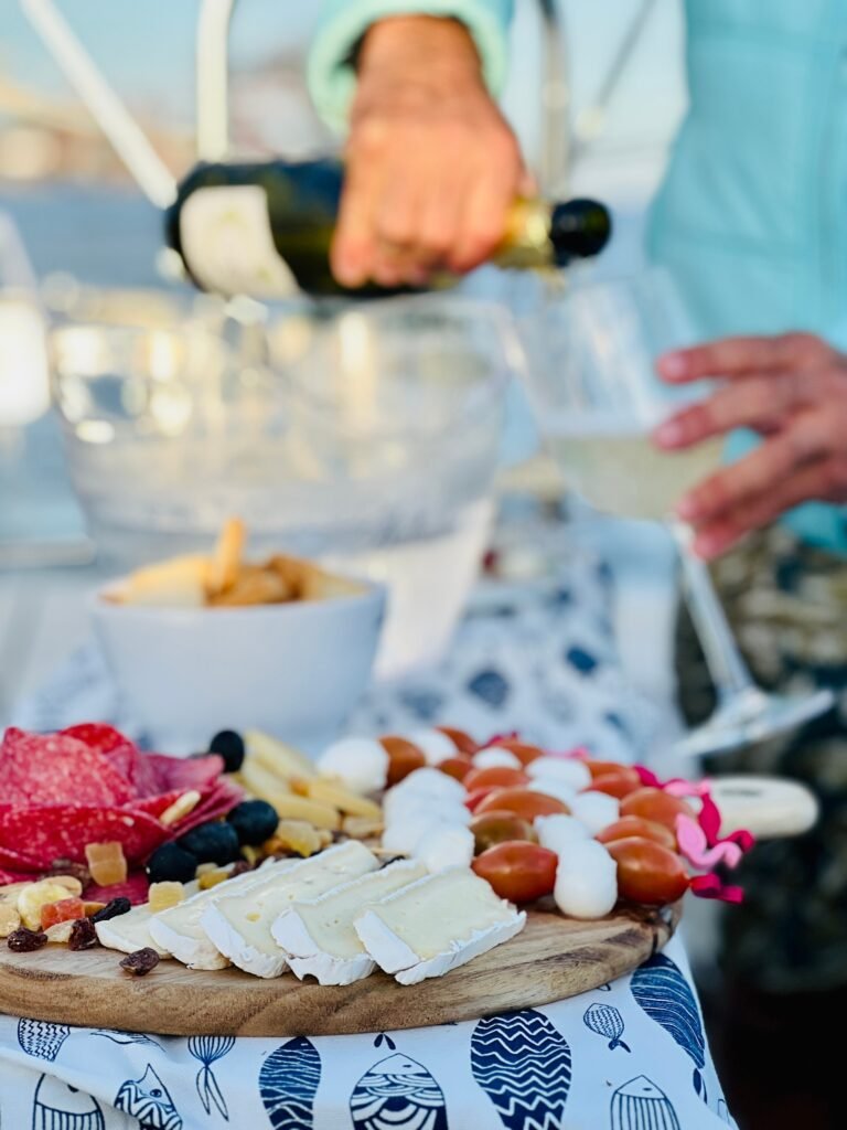 Sailing Yacht Romantic Cruise