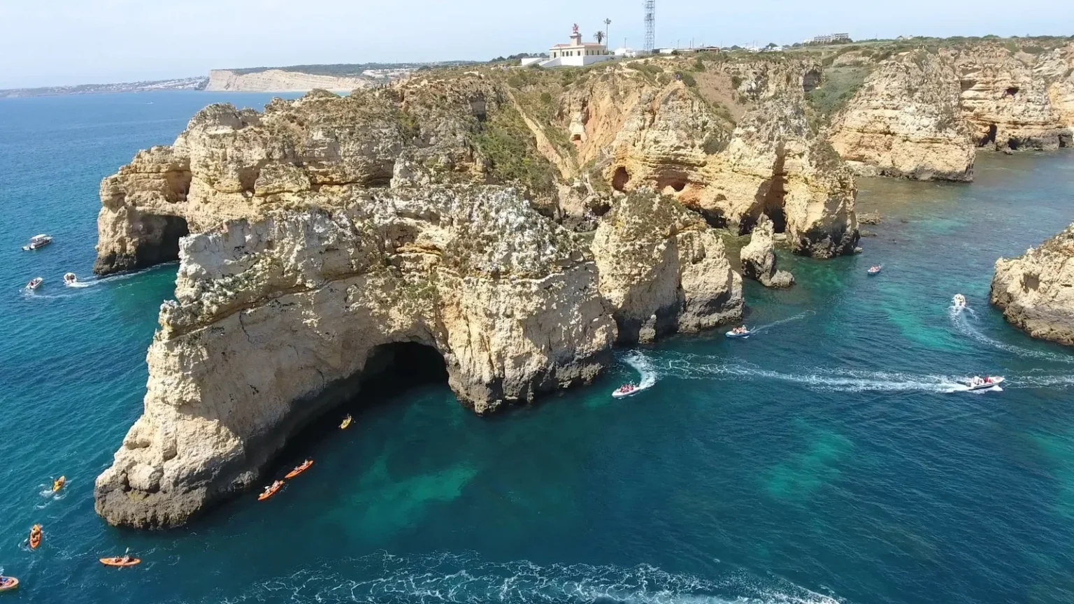 1 Hour and 15 minutes Boat Cruise to Ponta da Piedade