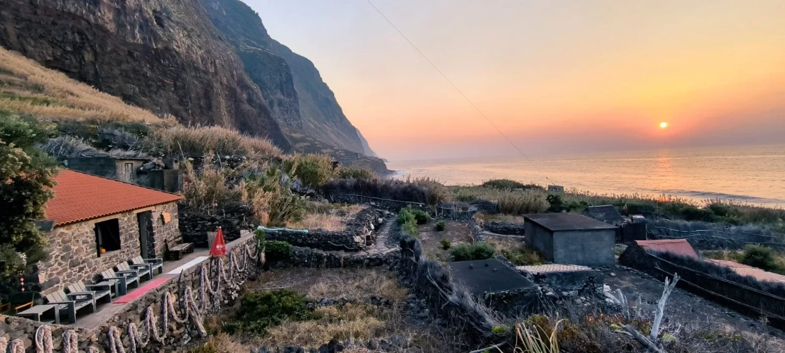 Exclusive Jeep Tour to Achadas da Cruz