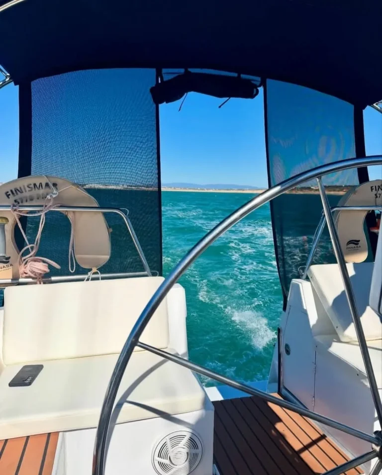 Yacht FINISMAR Private 2h