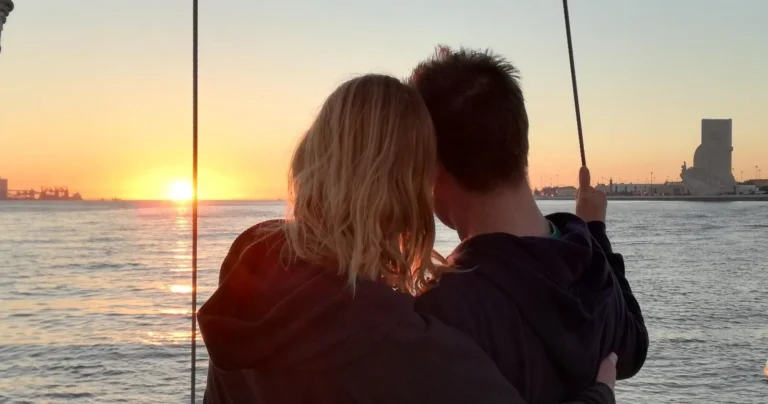 Romantic Sunset Sailing Private Tour