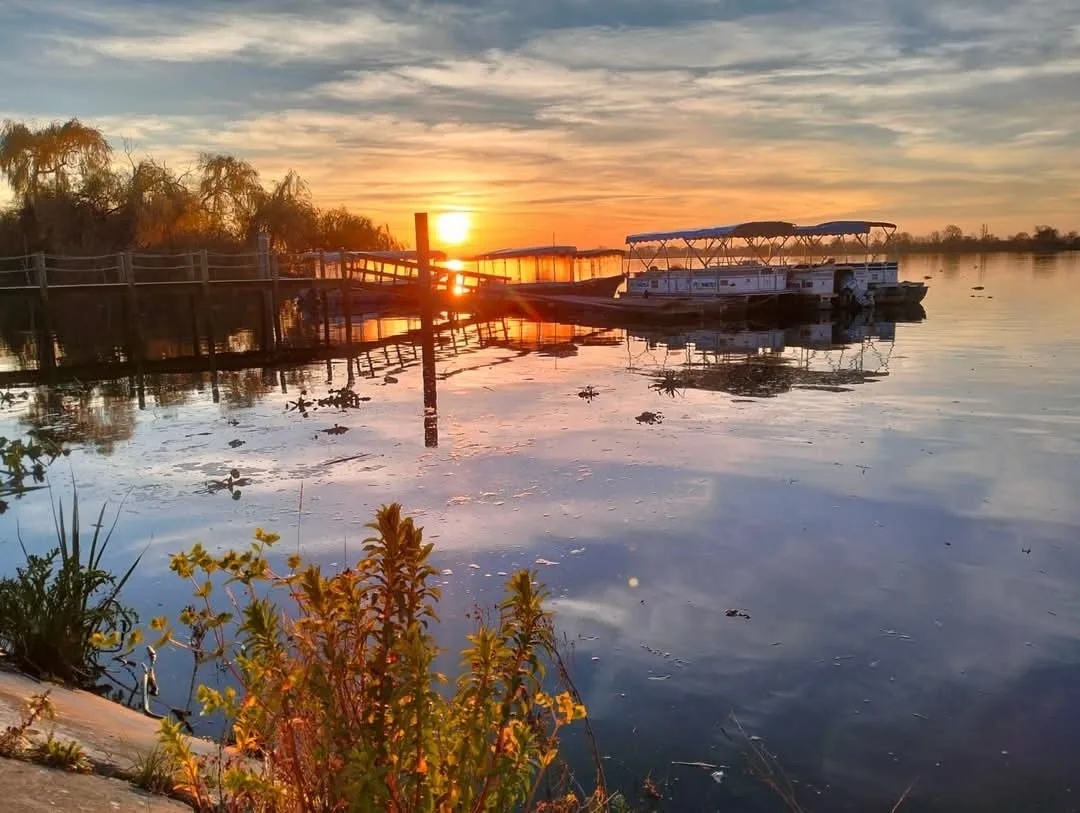 Passeio de Barco 2 horas Escaroupim