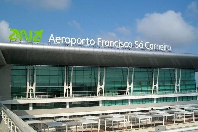 Transfer do Golden Tulip para Aeroporto do Porto (OPO)