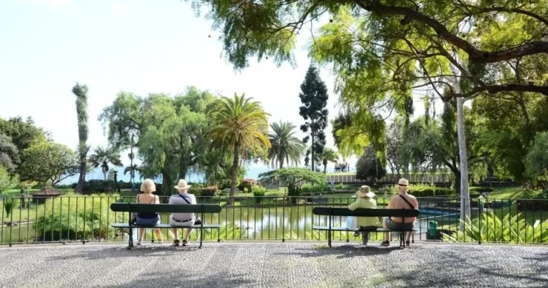 Funchal: Gardens and Parks Walking Tour