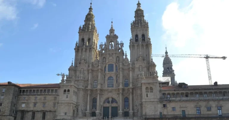 Santiago de Compostela and Viana de Castelo Tour
