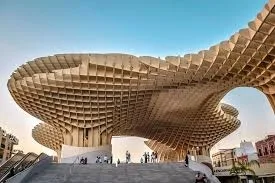 One Way Private Transfer with Optinal Sightseeing Stops from Lisbon and Seville