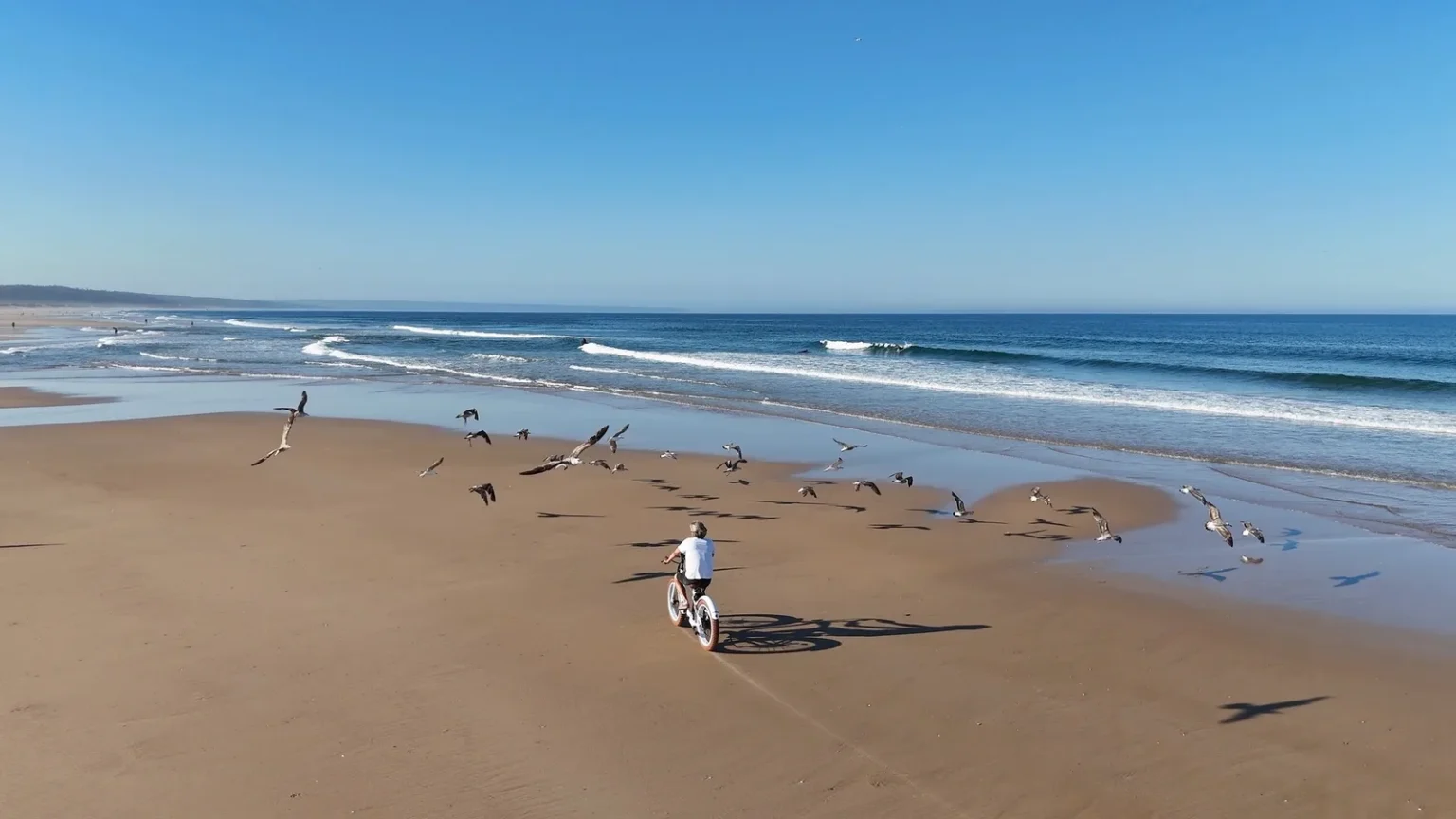 Passeio de Bicicleta Eléctrica pela Praia