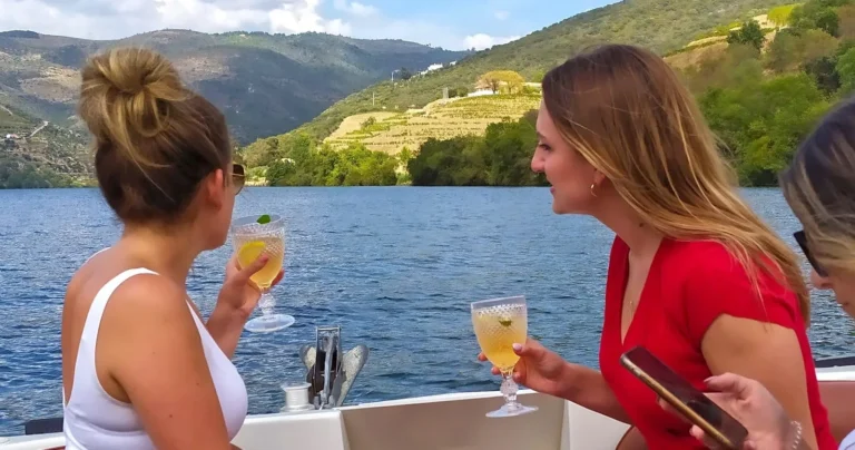 Private Wine Venture & Boat Trip in Douro Valley