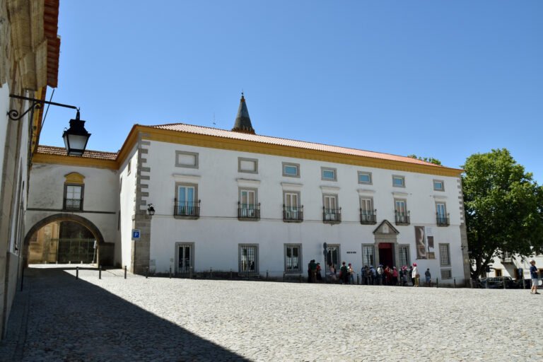 Das Museu de Évora im ehemaligen erzbischöflichen Palast
