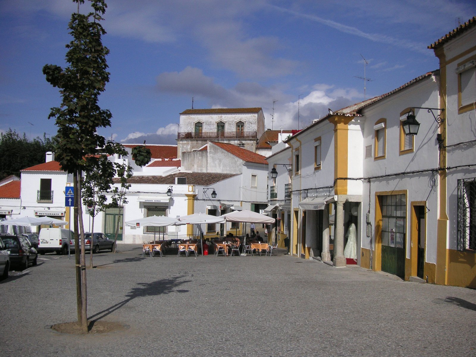 The Praça 1.º de Maio in Évora, home of the municipal market