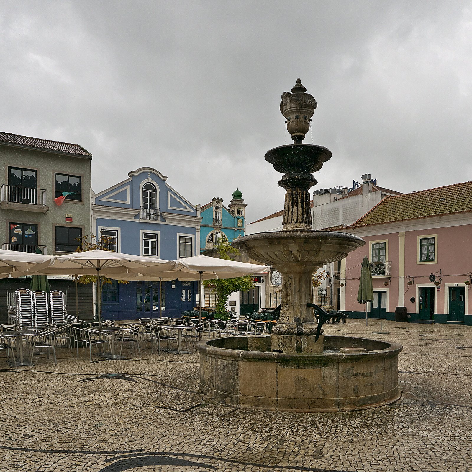 The Praça do Peixe in Aveiro with the fish market