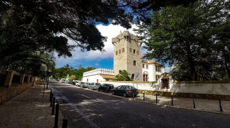 The Casa Verdades de Faria in Monte Estoril, home of the Museum of Portuguese Music