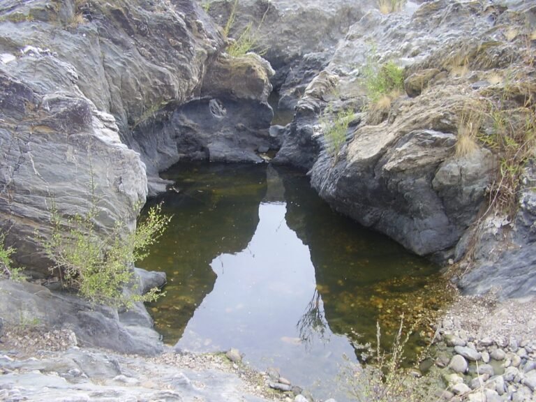 The Guadiana river narrowing into the gorge of Pulo do Lobo